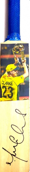 Autograph-of-Australia-Cricketer-captain-Michael-Clarke