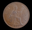 Queen-Elizabeth's first-Portrait--Bronze-One-Penny-fourth-design-1963-Coin-of-UK